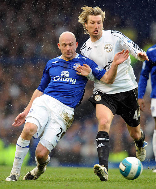 般的防守下 般的防守下