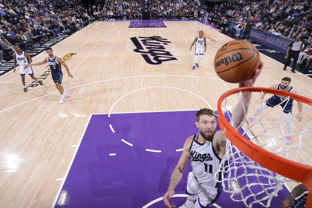 足球迷们激 足球迷们激