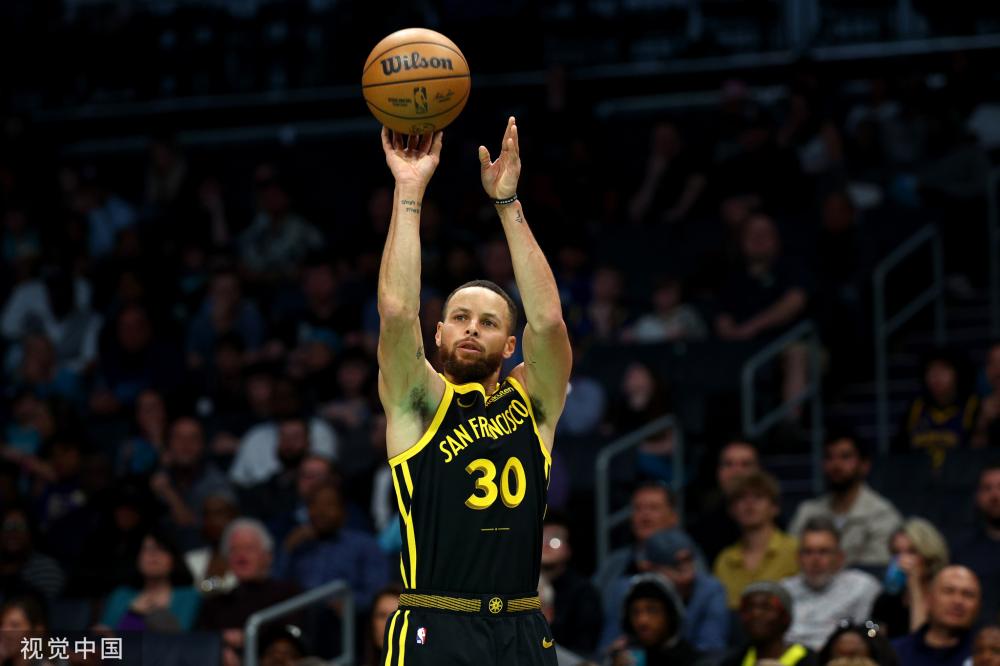 社交媒体的 社交媒体的